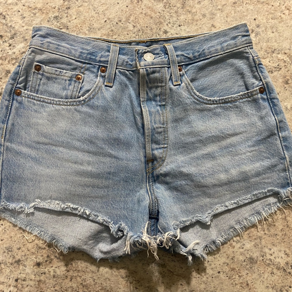 Levi Jean Shorts